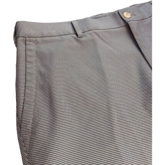 Peter Millar Crown Sport Herringbone Athletic Golf Short - Picture 6 of 10